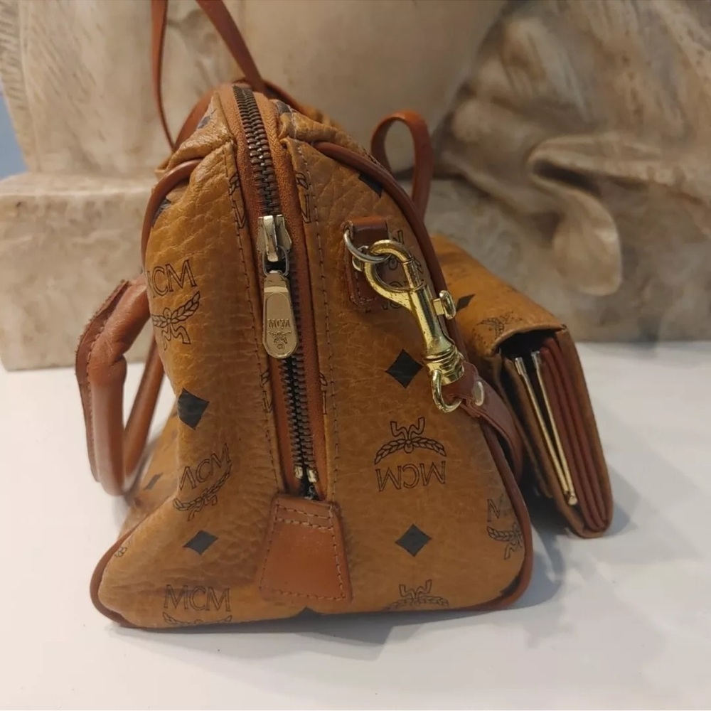 Authentic MCM Shoulder Bag With Wallet. #X4921 Vintage, Beautiful. - Picture 6 of 16